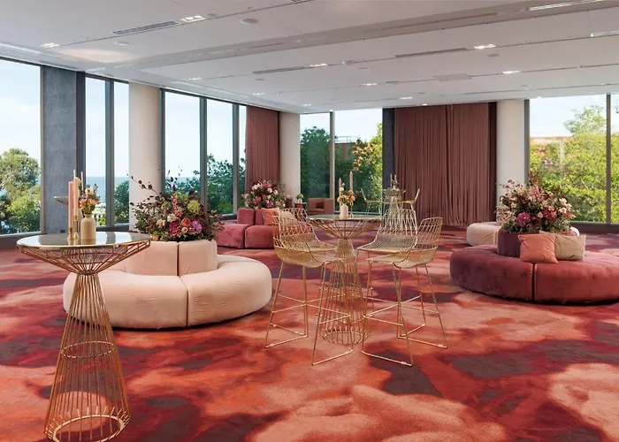 Crowne Plaza Geelong By Ihg